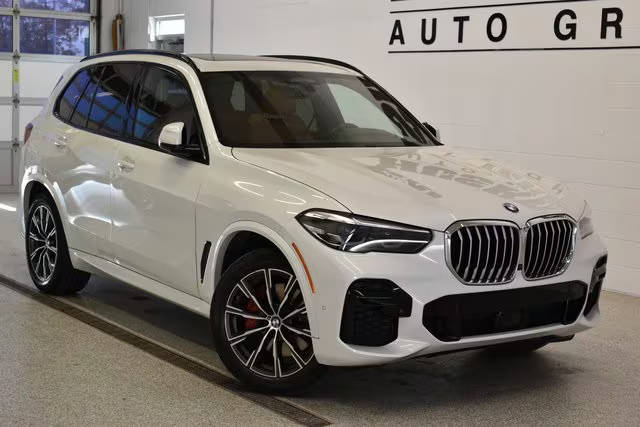 2022 BMW X5 xDrive40i AWD photo