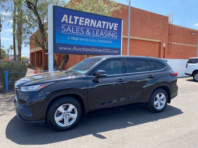 2020 Toyota Highlander LE AWD photo