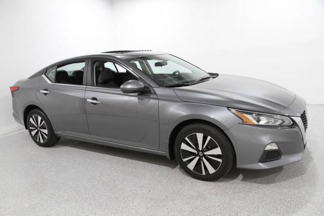 2021 Nissan Altima 2.5 SV AWD photo