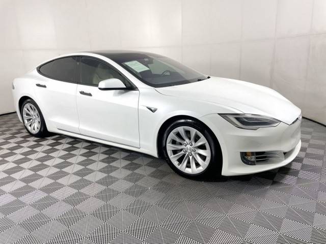 2019 Tesla Model S Long Range AWD photo