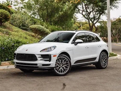 2021 Porsche Macan S AWD photo