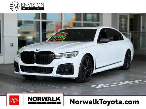 2022 BMW 7 Series 740i RWD photo