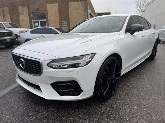 2020 Volvo S90 R-Design AWD photo