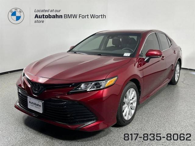 2018 Toyota Camry LE FWD photo