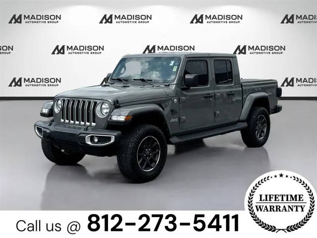 2021 Jeep Gladiator Overland 4WD photo