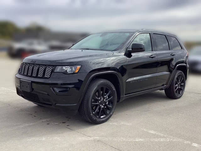 2021 Jeep Grand Cherokee Laredo X 4WD photo