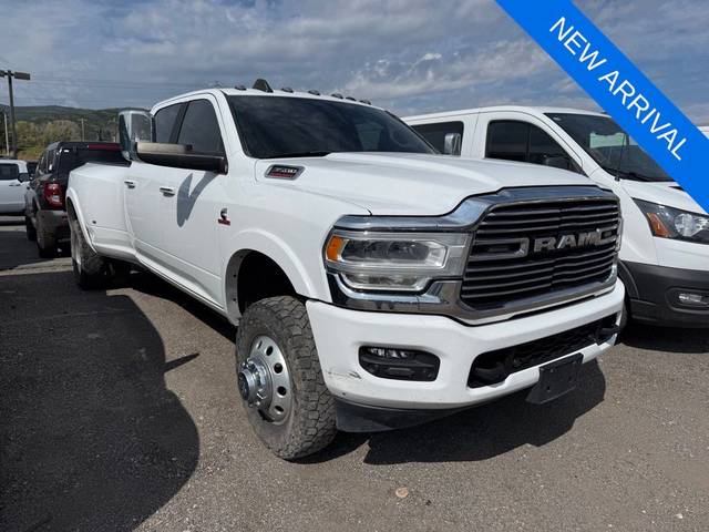2022 Ram 3500 Laramie 4WD photo