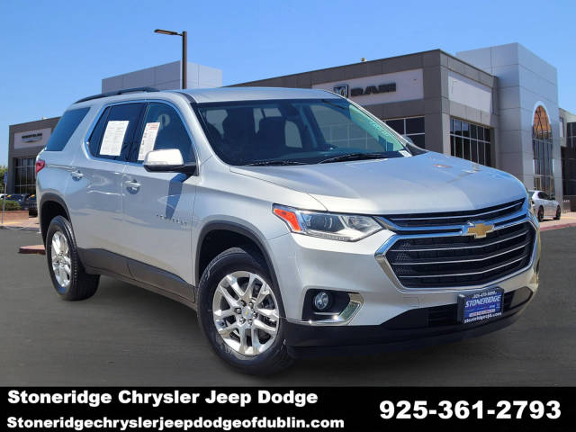 2021 Chevrolet Traverse LT Cloth FWD photo