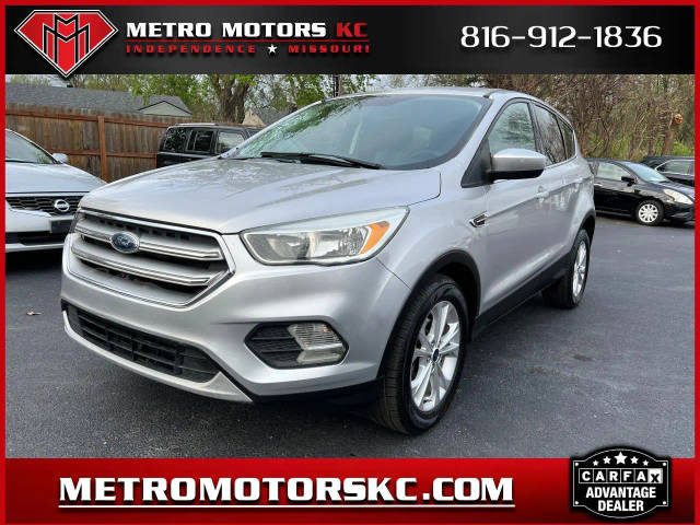 2017 Ford Escape SE FWD photo