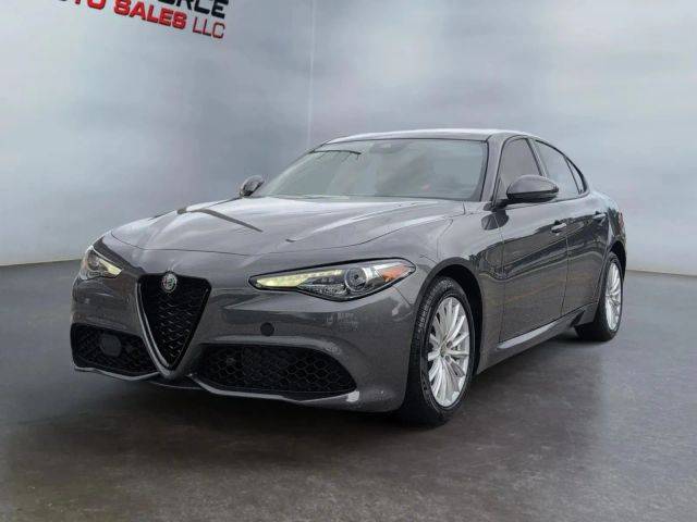 2022 Alfa Romeo Giulia  AWD photo