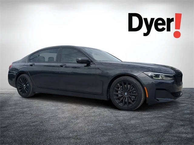 2022 BMW 7 Series 740i RWD photo