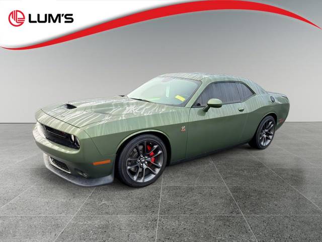 2021 Dodge Challenger R/T Scat Pack RWD photo