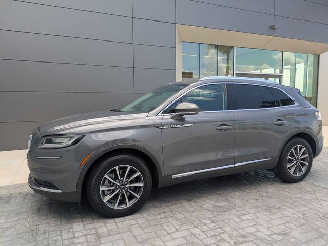 2021 Lincoln Nautilus Standard FWD photo