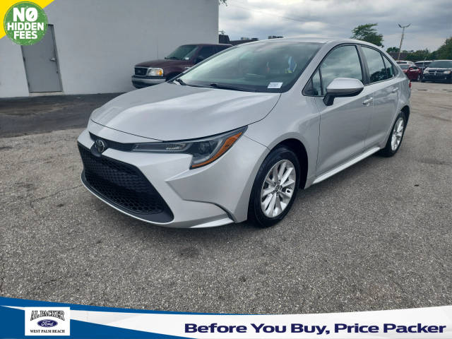 2022 Toyota Corolla LE FWD photo