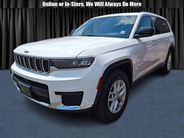 2021 Jeep Grand Cherokee L Laredo 4WD photo
