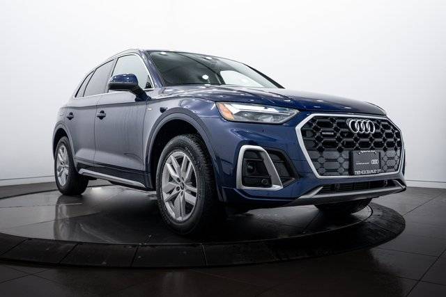 2022 Audi Q5 S line Premium AWD photo