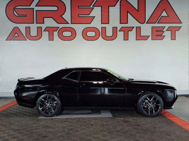 2021 Dodge Challenger SXT RWD photo