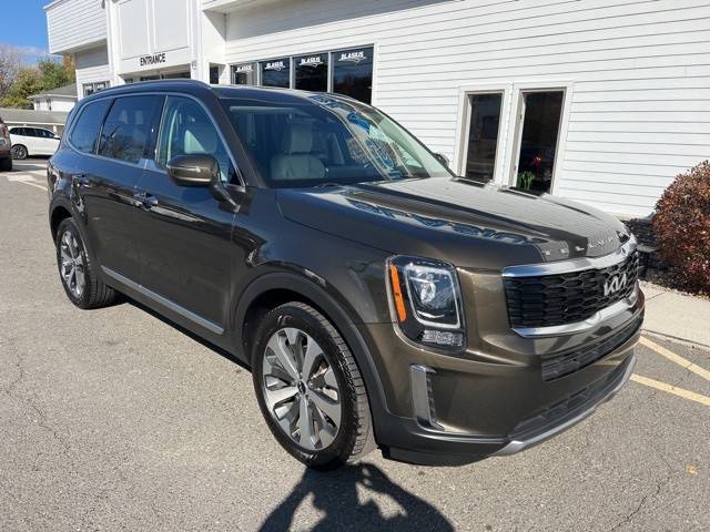 2022 Kia Telluride S AWD photo