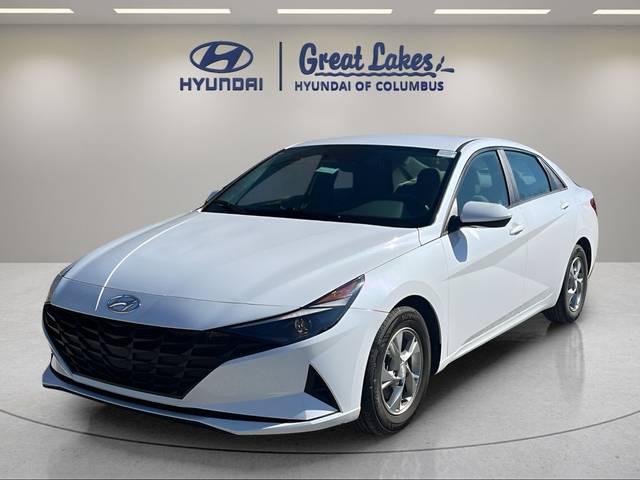 2022 Hyundai Elantra SE FWD photo
