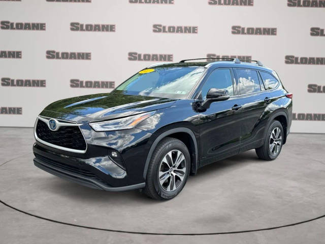 2021 Toyota Highlander Hybrid XLE AWD photo