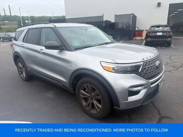 2021 Ford Explorer XLT 4WD photo