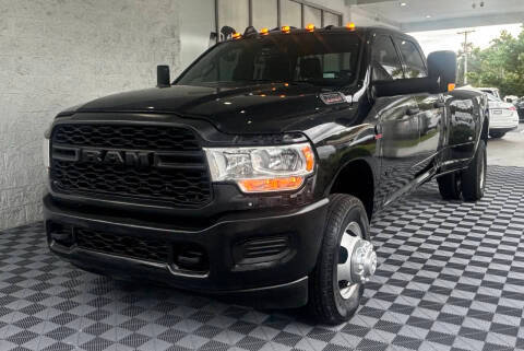 2022 Ram 3500 Tradesman 4WD photo