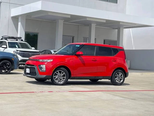 2022 Kia Soul LX FWD photo