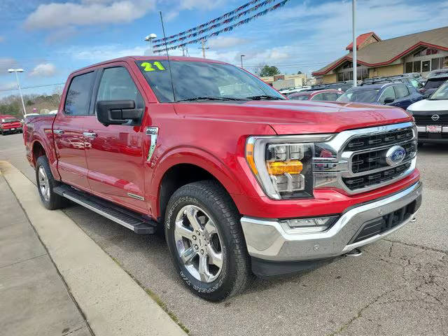 2021 Ford F-150 XLT 4WD photo