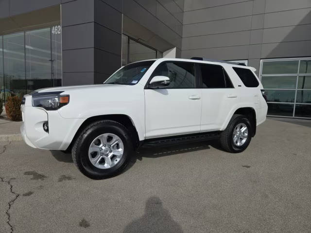 2022 Toyota 4Runner SR5 Premium 4WD photo