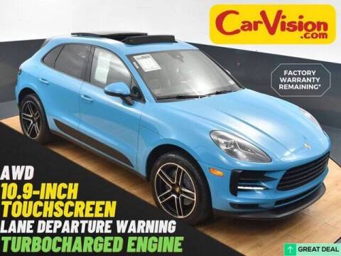 2021 Porsche Macan  AWD photo