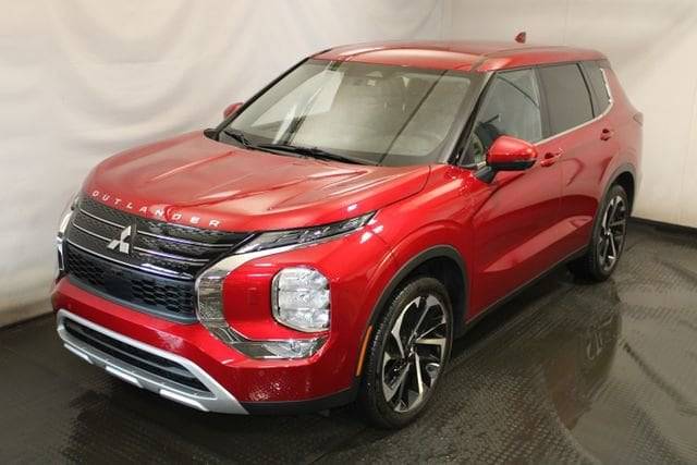 2022 Mitsubishi Outlander SE 4WD photo