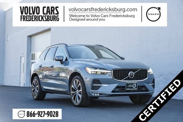 2022 Volvo XC60 Momentum AWD photo