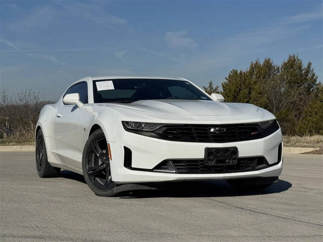 2021 Chevrolet Camaro 1LT RWD photo