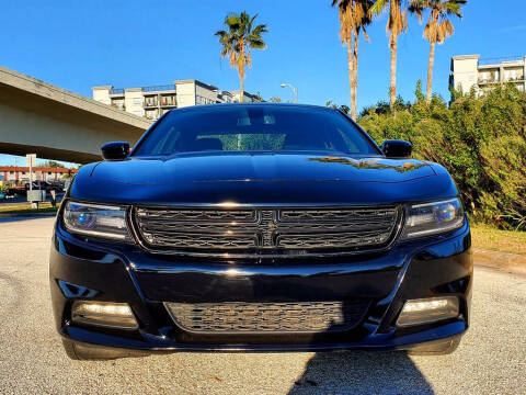 2017 Dodge Charger SXT RWD photo