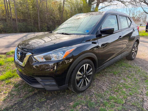 2020 Nissan Kicks SV FWD photo