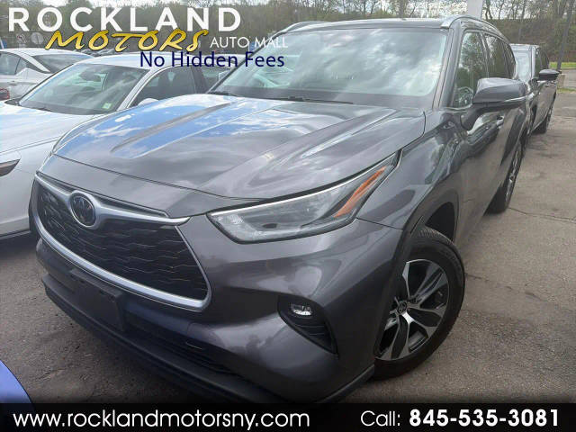 2021 Toyota Highlander XLE AWD photo