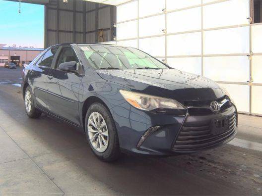 2015 Toyota Camry LE FWD photo