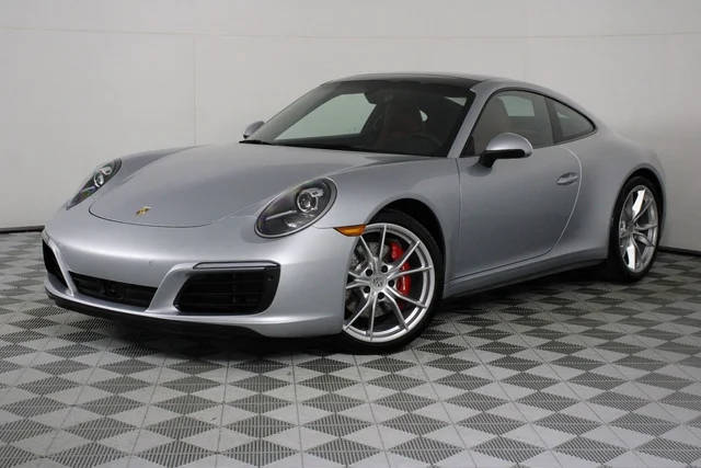 2018 Porsche 911 Carrera 4S AWD photo