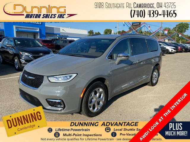 2021 Chrysler Pacifica Minivan Limited AWD photo