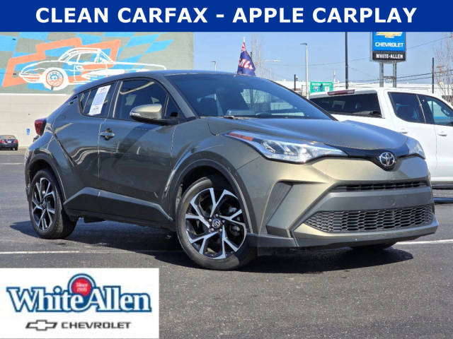 2021 Toyota C-HR XLE FWD photo