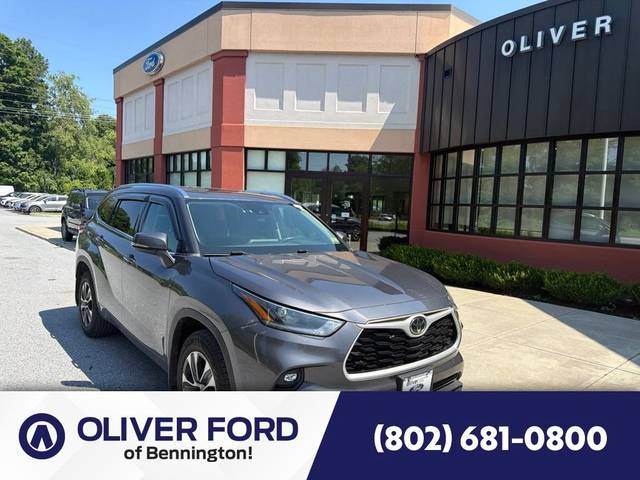 2021 Toyota Highlander XLE AWD photo