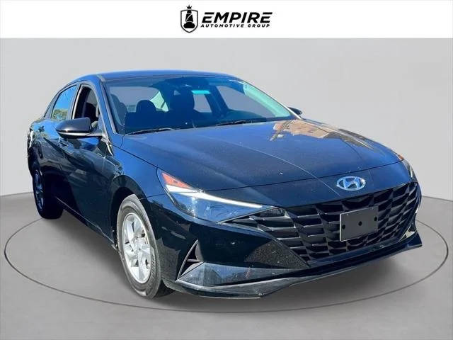 2022 Hyundai Elantra SE FWD photo