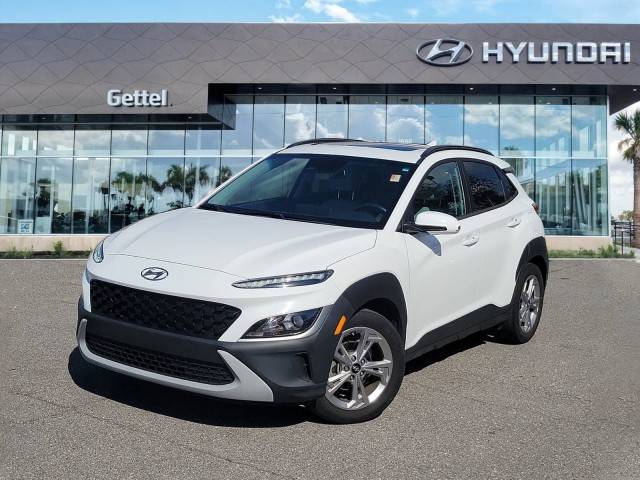 2022 Hyundai Kona SEL FWD photo