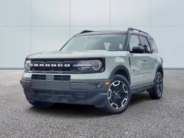 2021 Ford Bronco Sport Outer Banks 4WD photo