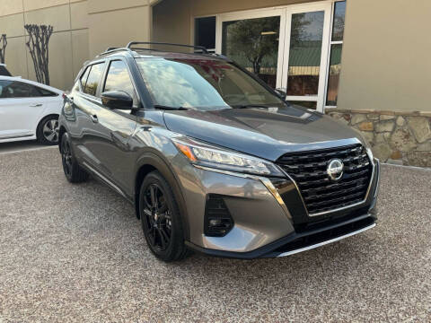 2021 Nissan Kicks SR FWD photo