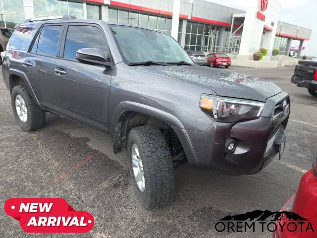 2022 Toyota 4Runner SR5 4WD photo