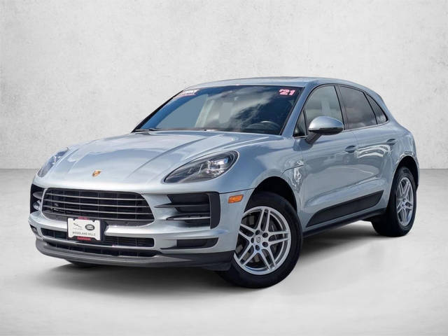 2021 Porsche Macan AWD photo
