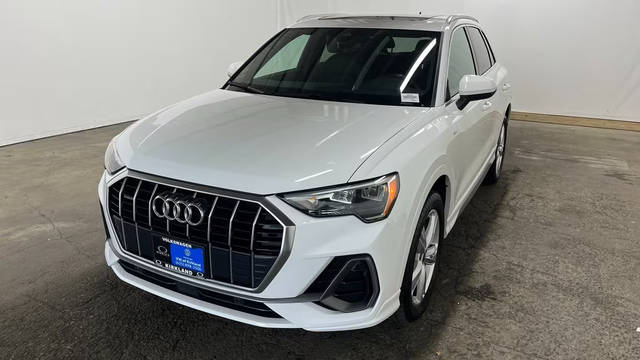 2022 Audi Q3 S line Premium AWD photo