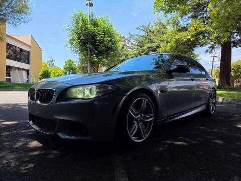 2015 BMW 5 Series 535i RWD photo