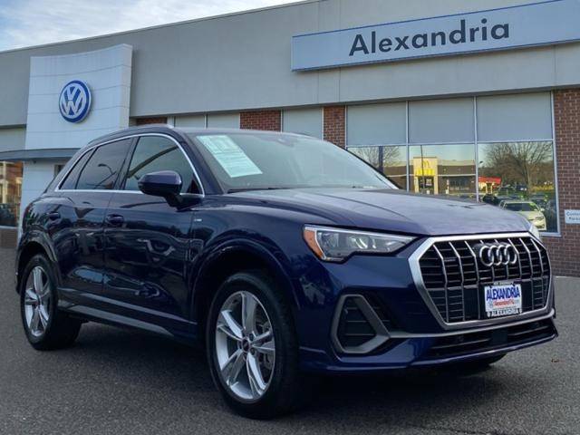 2022 Audi Q3 S line Premium AWD photo